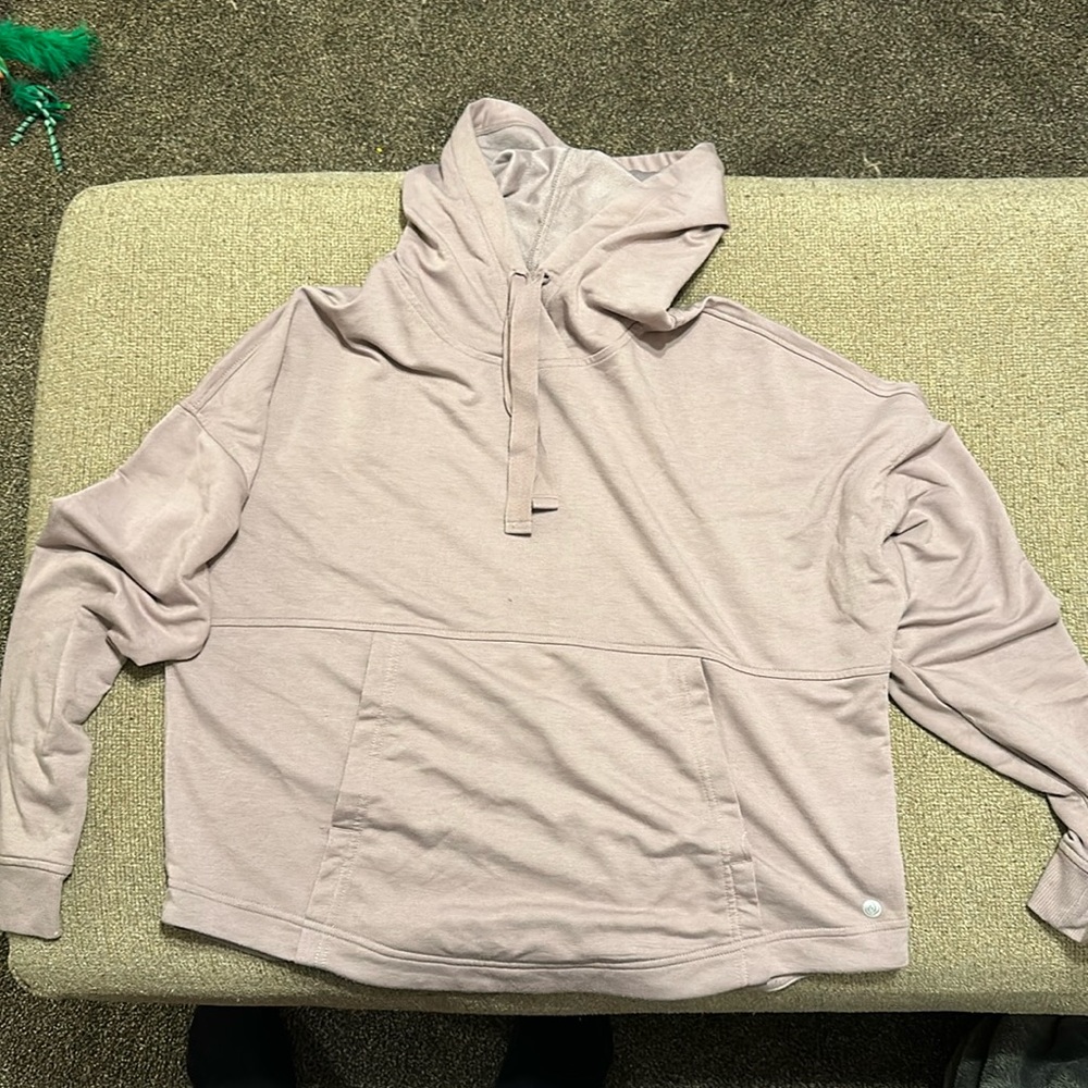 Apana lightweight hoodie